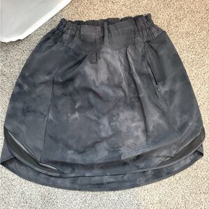 Lululemon Hotty Hot High-Rise Skirt